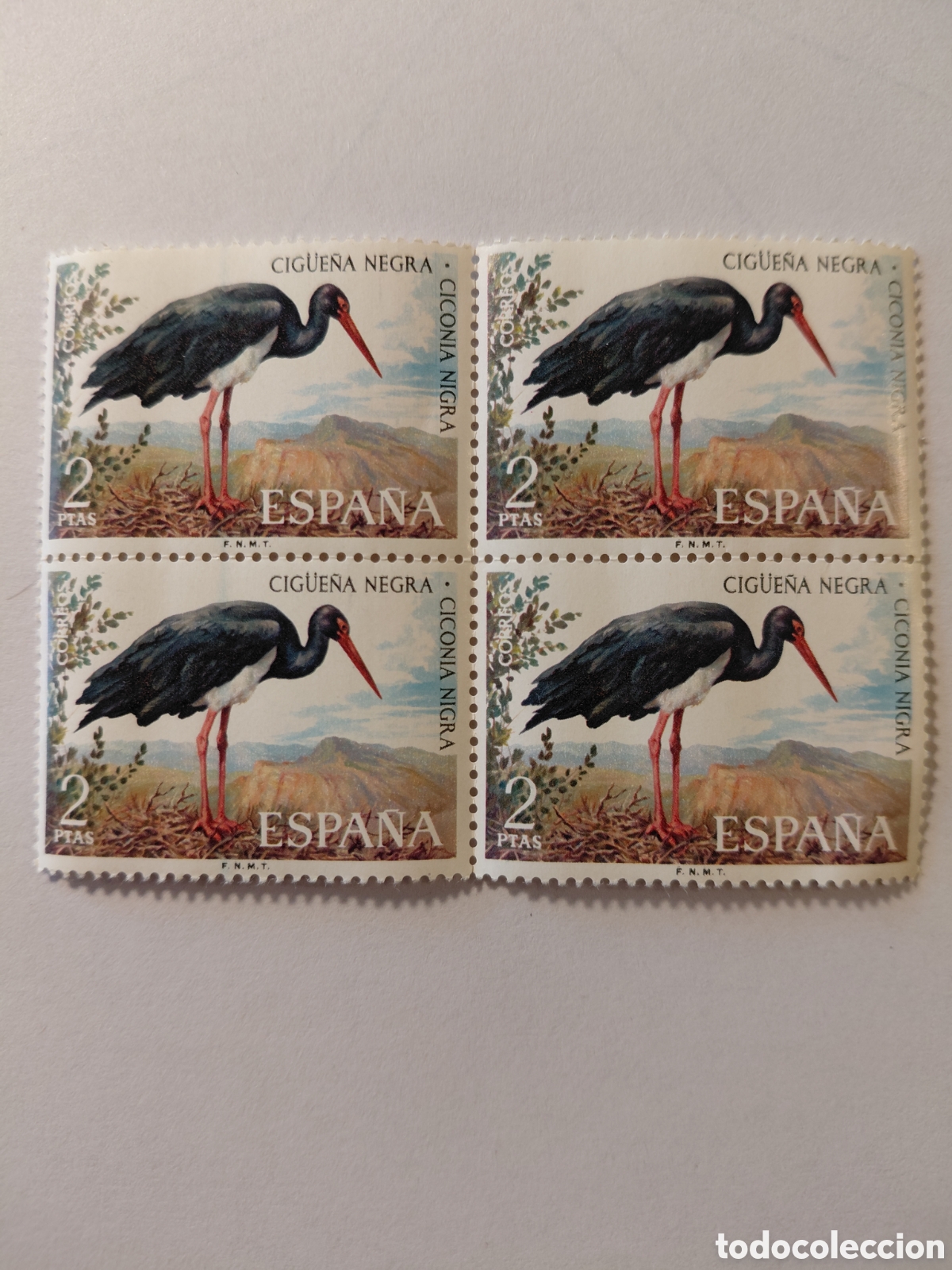 Sellos: Bloque 4x2 ptas Cigue&ntilde;a negra 1973 - Foto 1
