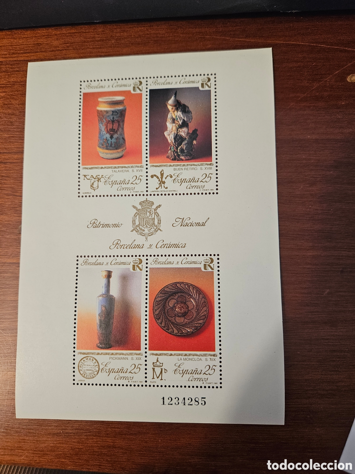 Timbres: PATRIMONIO ARTISTICO NACIONAL PORCELANAS&CERAMICAS