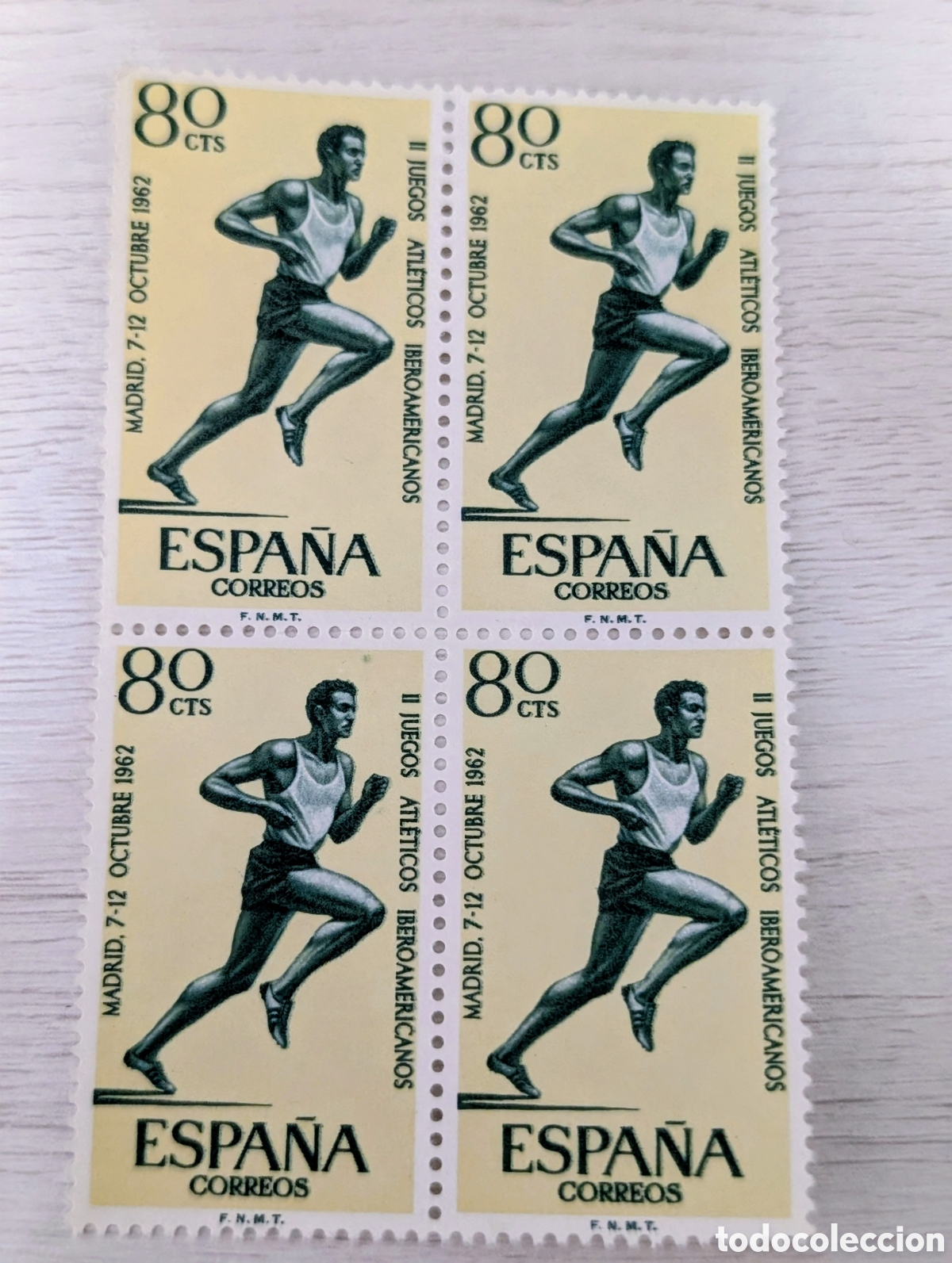 Sellos: Bloque 4 nuevos sin fijasellos - Foto 1