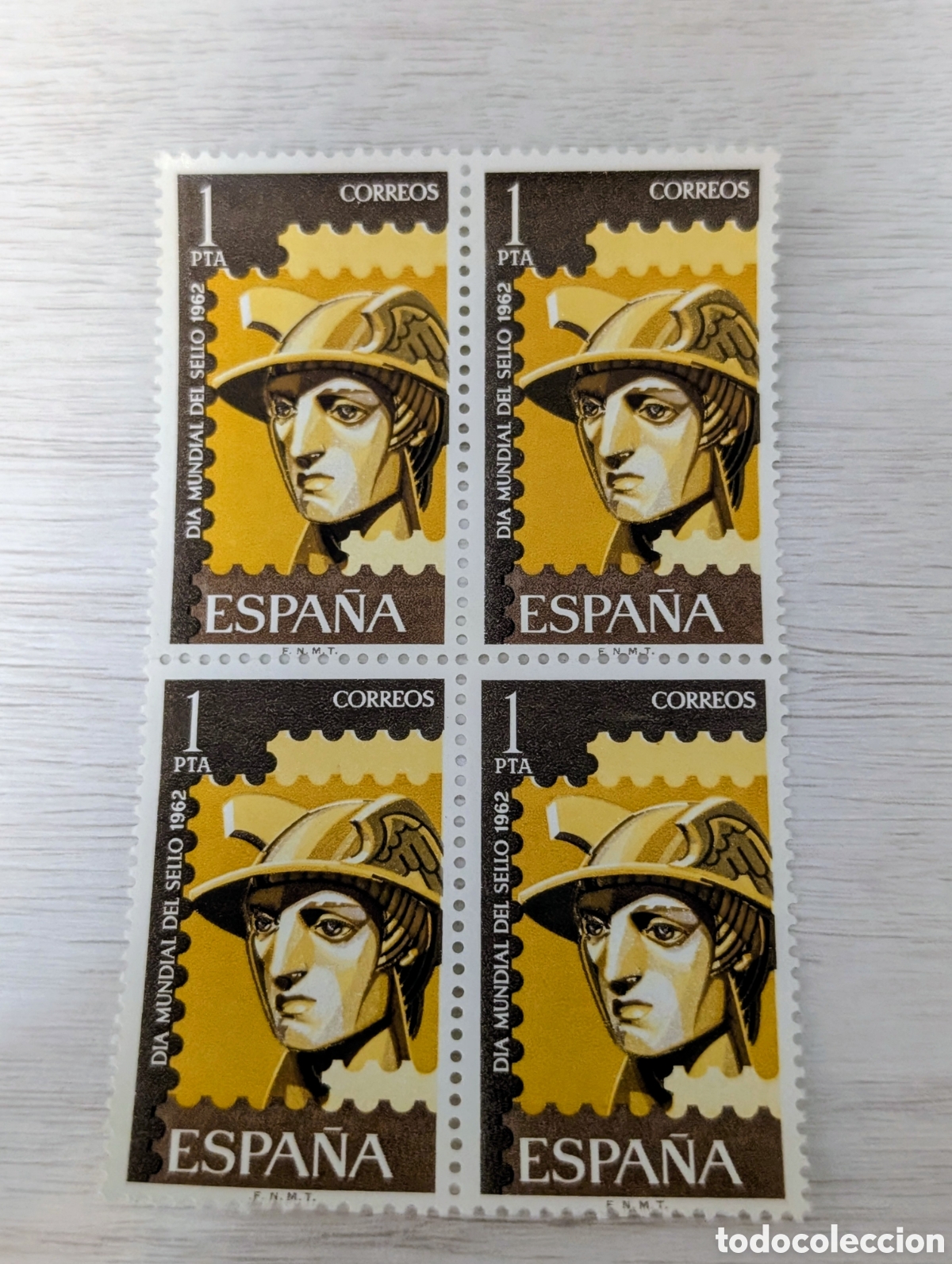 Sellos: Bloque 4 nuevos sin fijasellos - Foto 1
