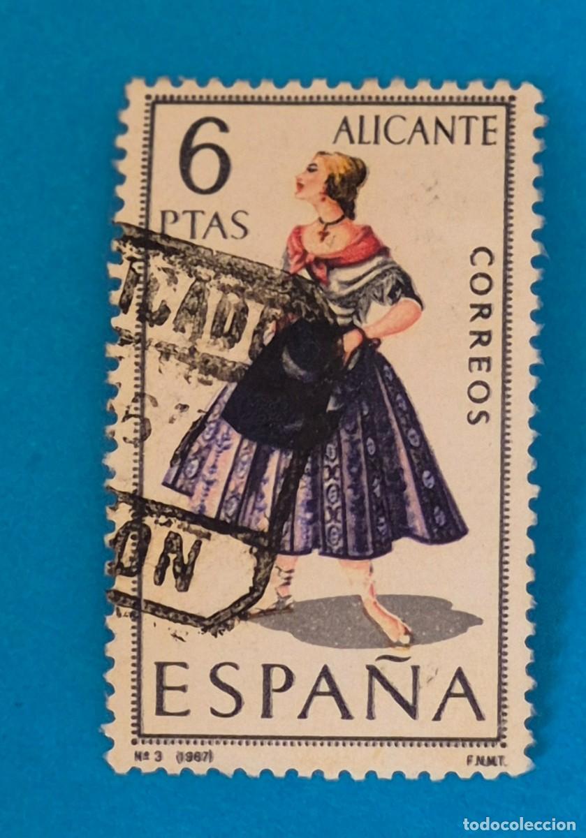 Sellos: TRAJES REGIONALES&ndash;ALICANTE n&ordm; 3 - 6 pta.-ESPA&Ntilde;A 1967-EDIFIL 1769 usado