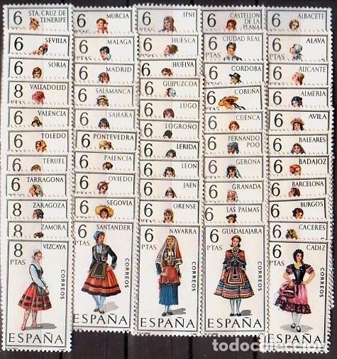 Sellos: Espa&ntilde;a TRAJES T&Iacute;PICOS de provincias, 53 valores completa - ** NUEVO SIN FIJASELLOS
