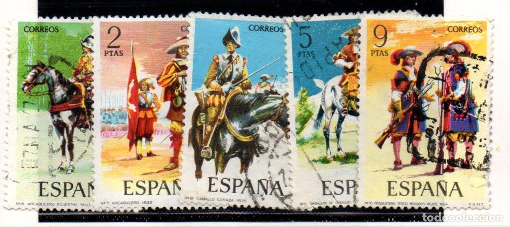 Sellos: SERIE SELLOS ESPA&Ntilde;A A&Ntilde;O 1974 UNIFORMES USADOS EDIFIL N&ordm; 2167-71
