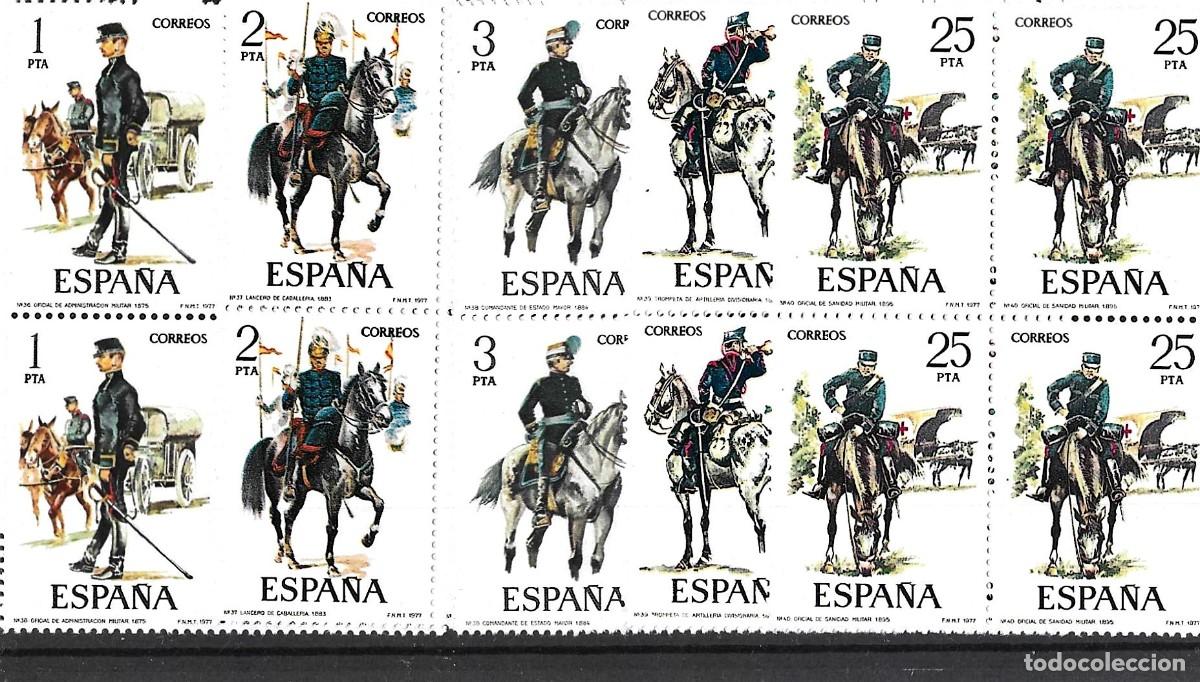 Sellos: Sellos de Espa&ntilde;a A&ntilde;o 1977 Uniformes Militares Sellos nuevos** en bloque de 4 N&ordm; Edifil 2381/85