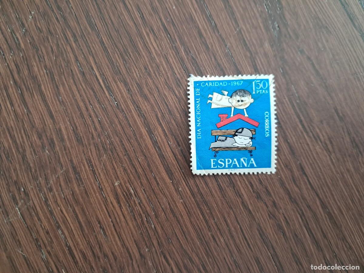 Sellos: sello de Espa&ntilde;a, pro-c&aacute;ritas, edifil 1801, a&ntilde;o 1967.