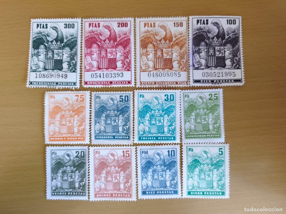 Sellos: Lote de p&oacute;lizas &eacute;poca de Franco.