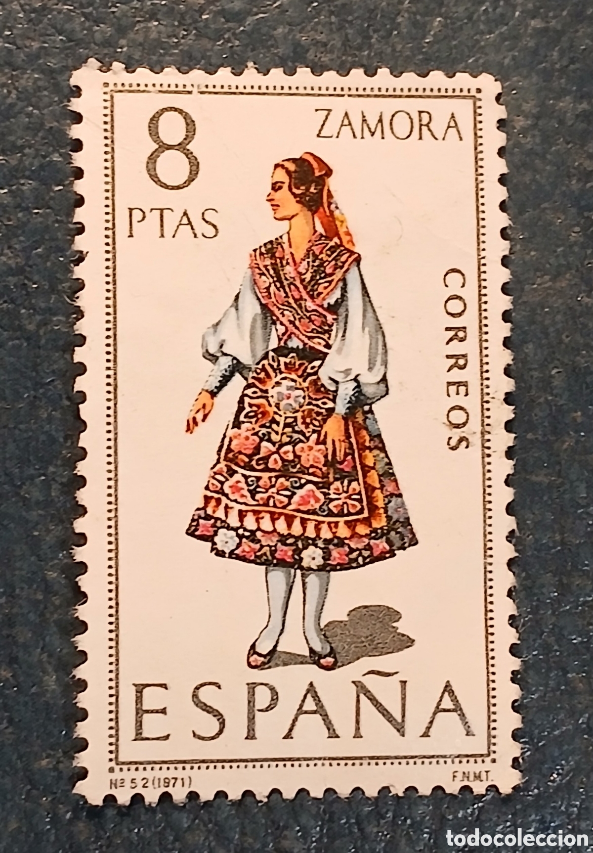 Sellos: 1 sello Espa&ntilde;a 1971 traje t&iacute;pico de Zamora