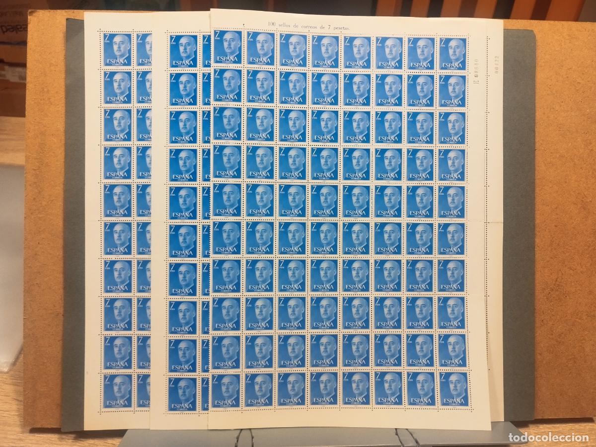 Sellos: ESPA&Ntilde;A. EDIFIL 2226. FRANCISCO FRANCO 7 PTAS. AZUL CLARO. 280 SELLOS EN PLIEGOS Y BLOQUES