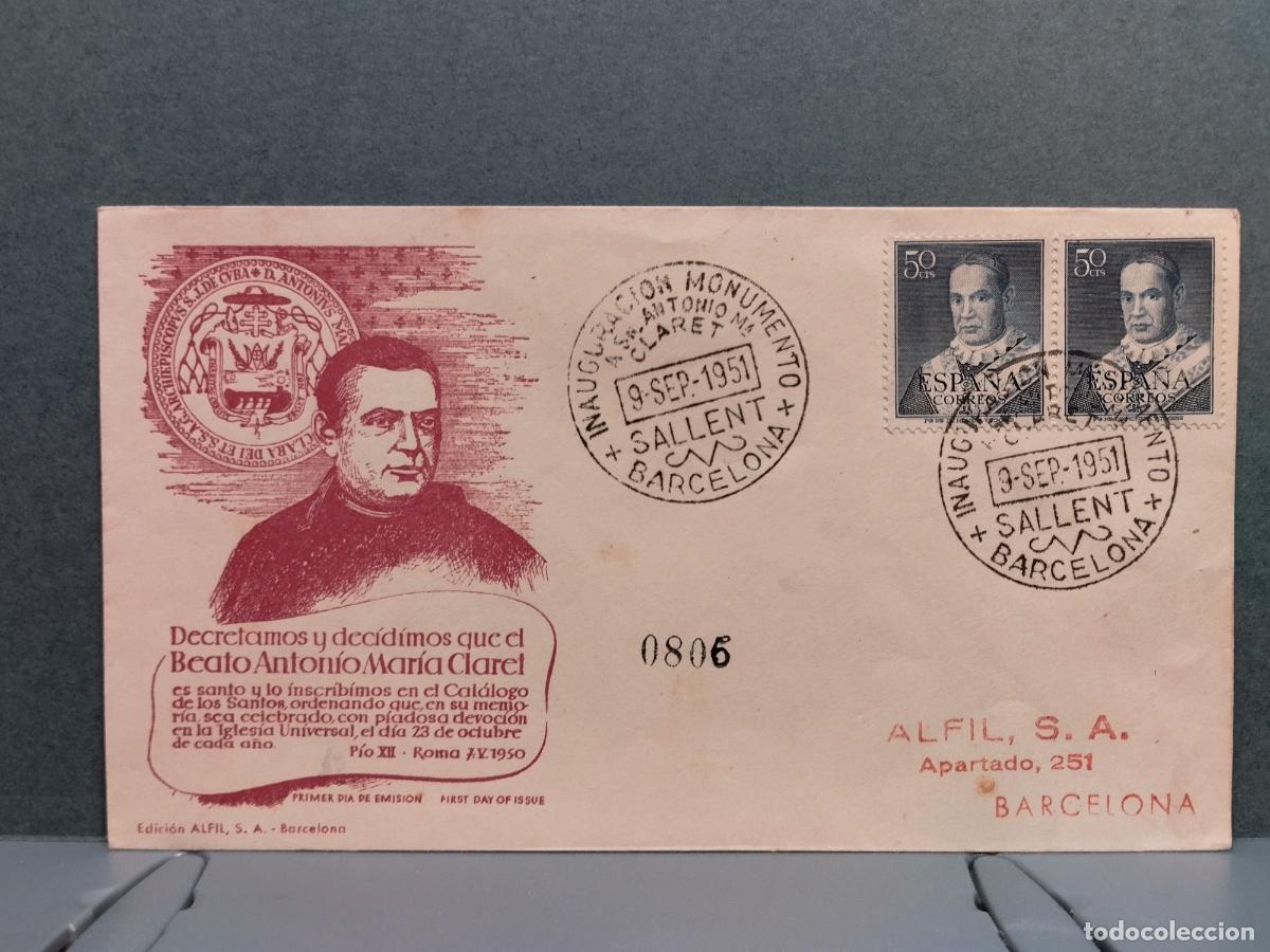 Timbres: EDIFIL 1102. EN PAREJA. SOBRE ED. ALFIL. MATASELLOS DE PRIMER DIA ESPECIAL DE BARCELONA.