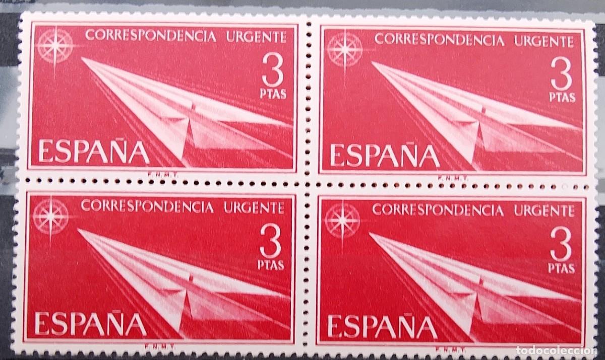 Sellos: Sellos en bloque de 4. Edifil 1671. Alegor&iacute;as. Correo urgente. 1965.