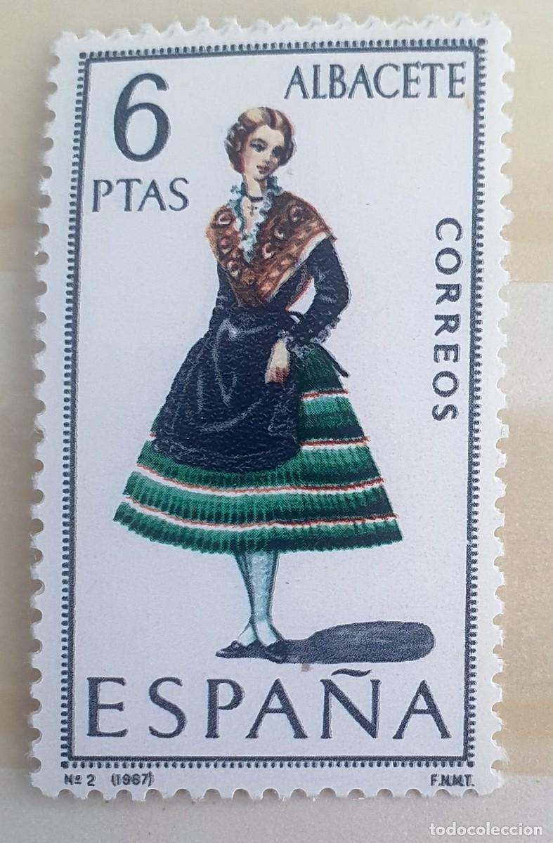 Sellos: SELLOS ESPA&Ntilde;A 1967. TRAJES TIPICOS. ALBACETE. EDIFIL 1768. NUEVO