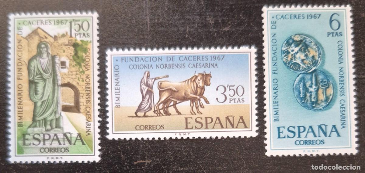 Sellos: A&ntilde;o 1967 - Edifil N 1827/1829** - Fundaci&oacute;n d C&aacute;ceres-Nuevo sin fijasello - Se env&iacute;a el de la imagen