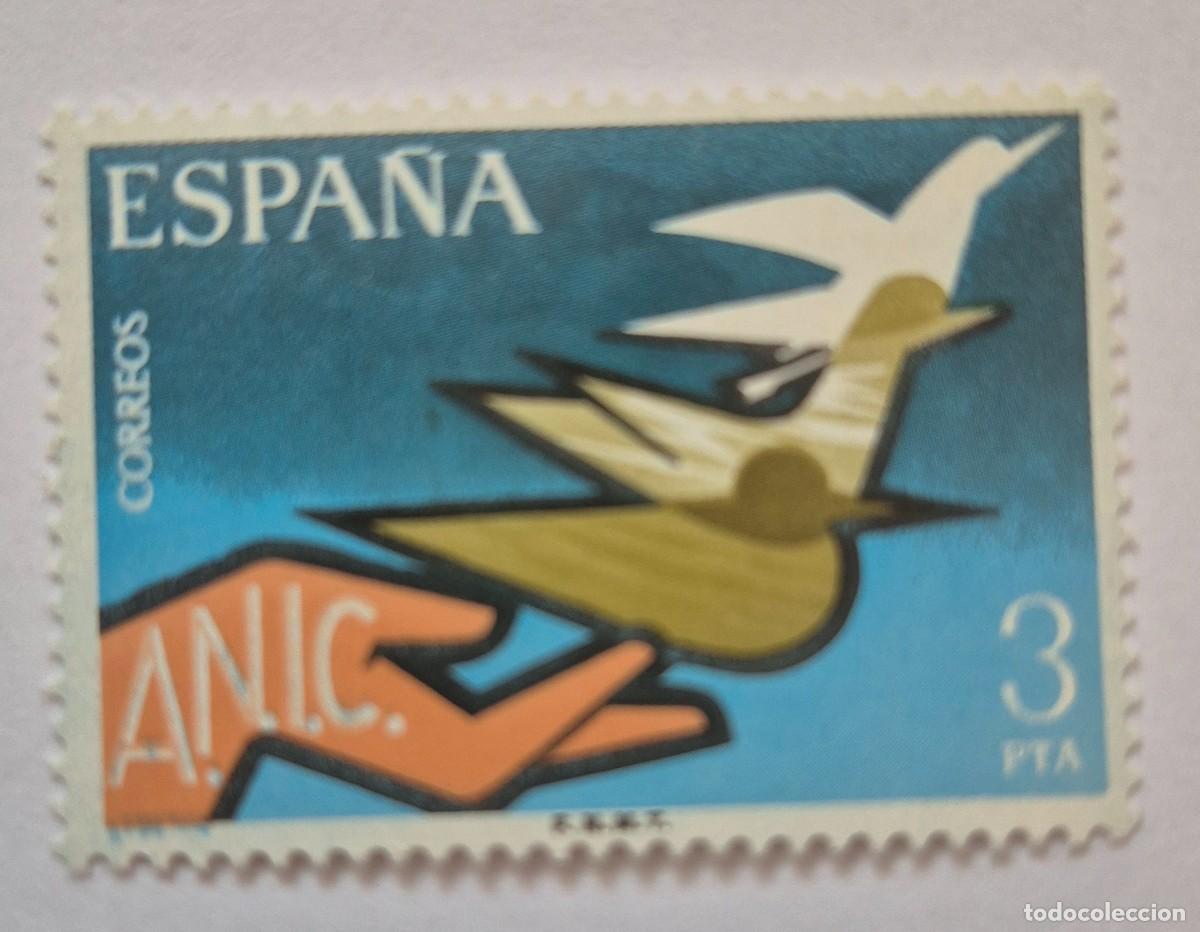Sellos: A&ntilde;o 1976 - Edifil 2378** - Asoci. Inv&aacute;lidos civiles - Nuevo sin fijasello - Se env&iacute;a el de la imagen