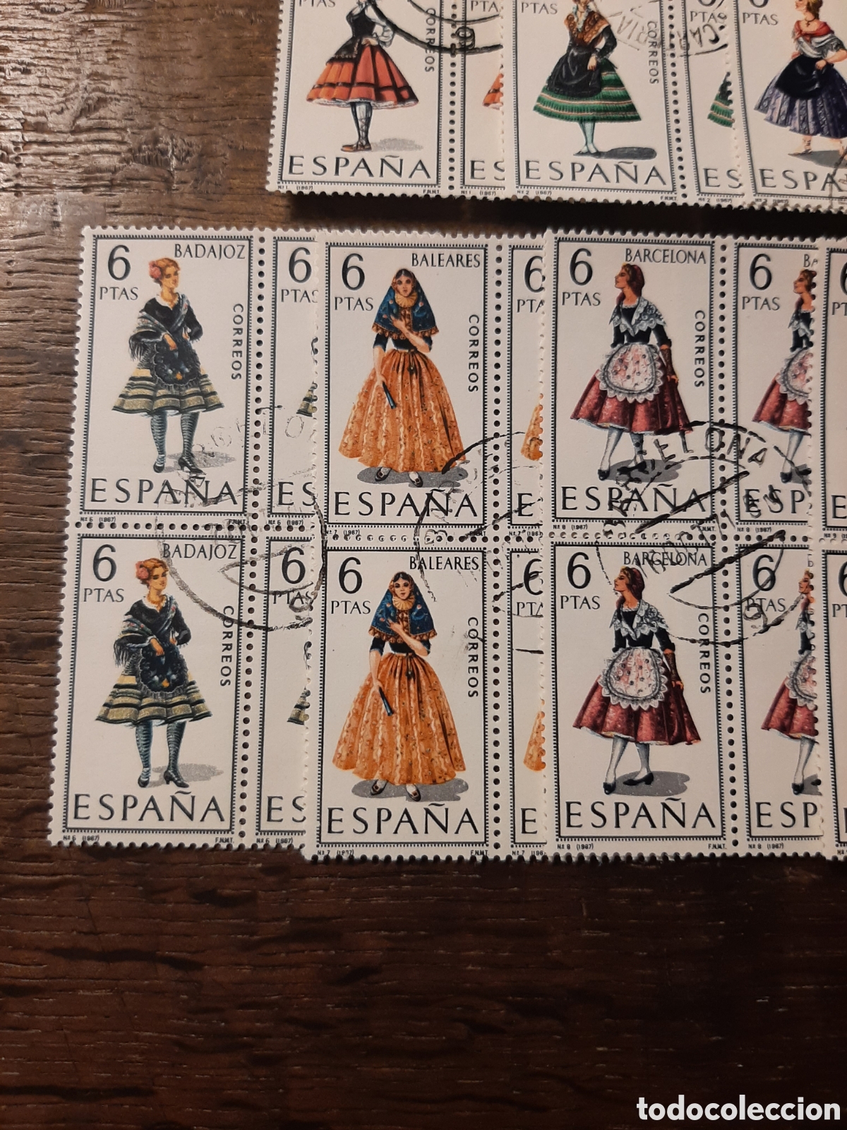 Sellos: TRAJES T&Iacute;PICOS ESPA&Ntilde;OLES. Bloques de 4. - Foto 4