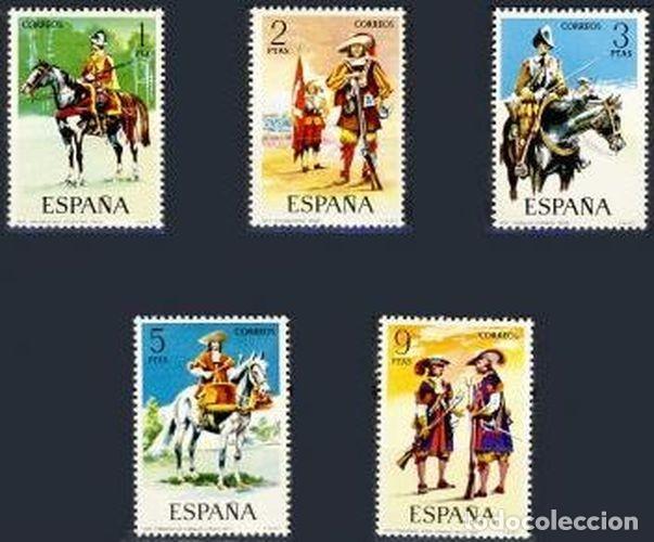 Sellos: Espa&ntilde;a 1974 Edifil 2167/71 Sellos * Uniformes Militares Aracabucero, Caballo Coraza, Timbalero,