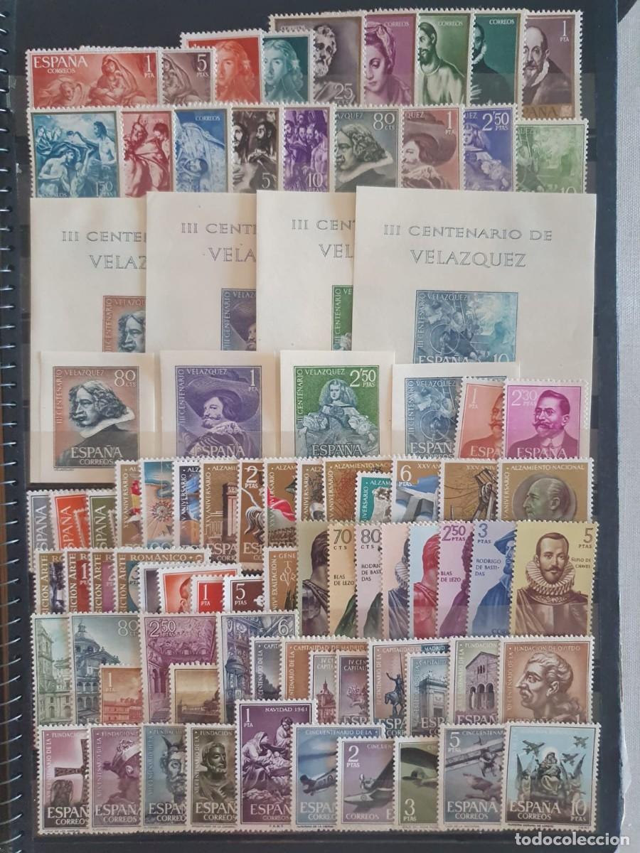 Sellos: A&Ntilde;O COMPLETO ESPA&Ntilde;A 1961 EDIFIL 1326 A 1402 */**