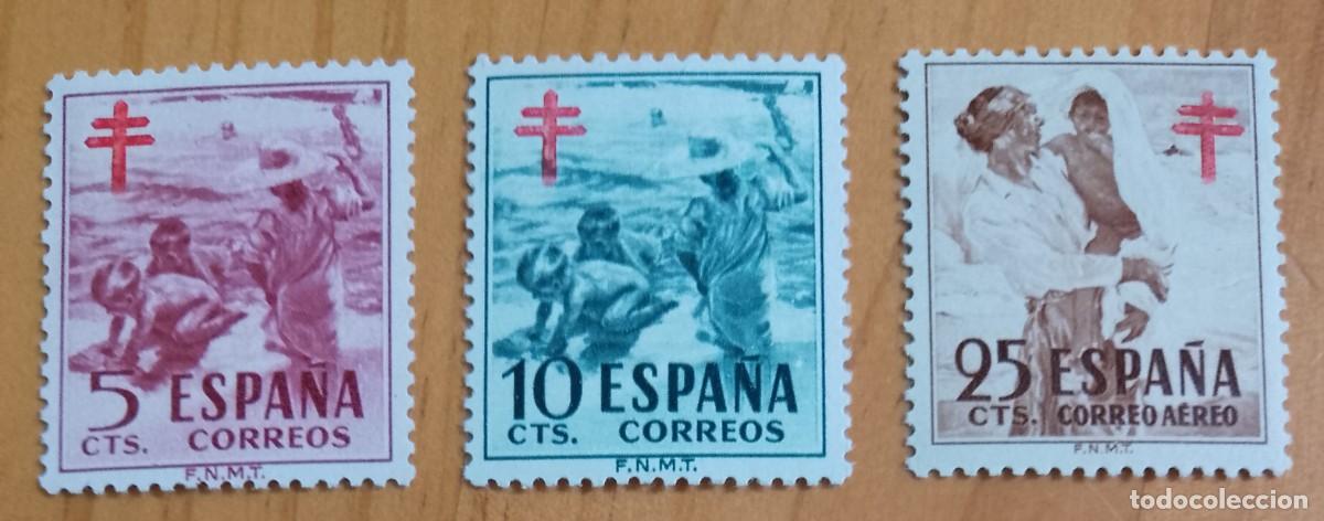 Sellos: SERIE - EDIFIL 1103 A 1105 - A&Ntilde;O 1951 - PRO TUBERCULOSOS, CRUZ DE LORENA ENROJO
