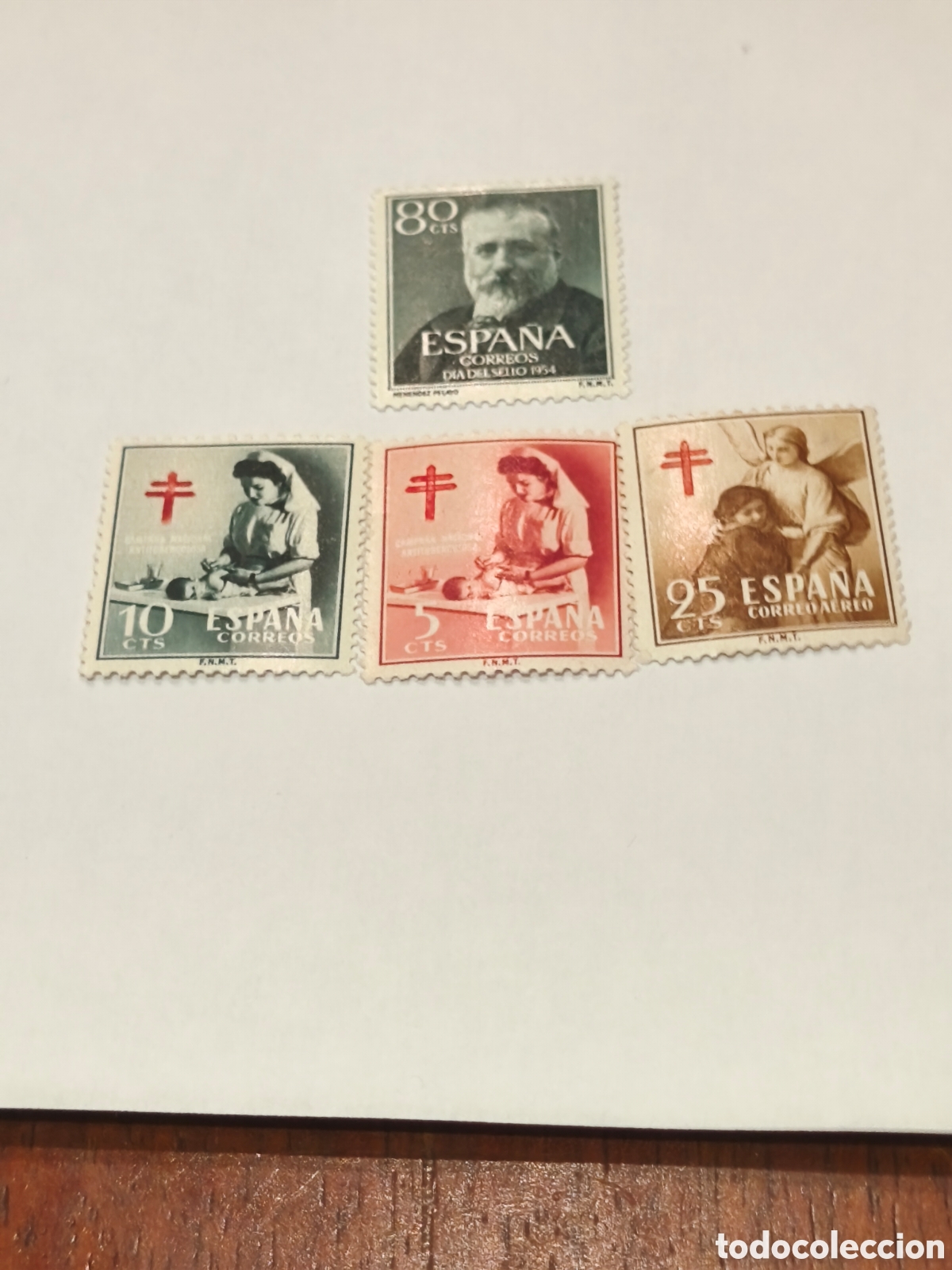 Stamps: 2 series de Espa&ntilde;a nuevas con goma una charnela y otra impecable** ver