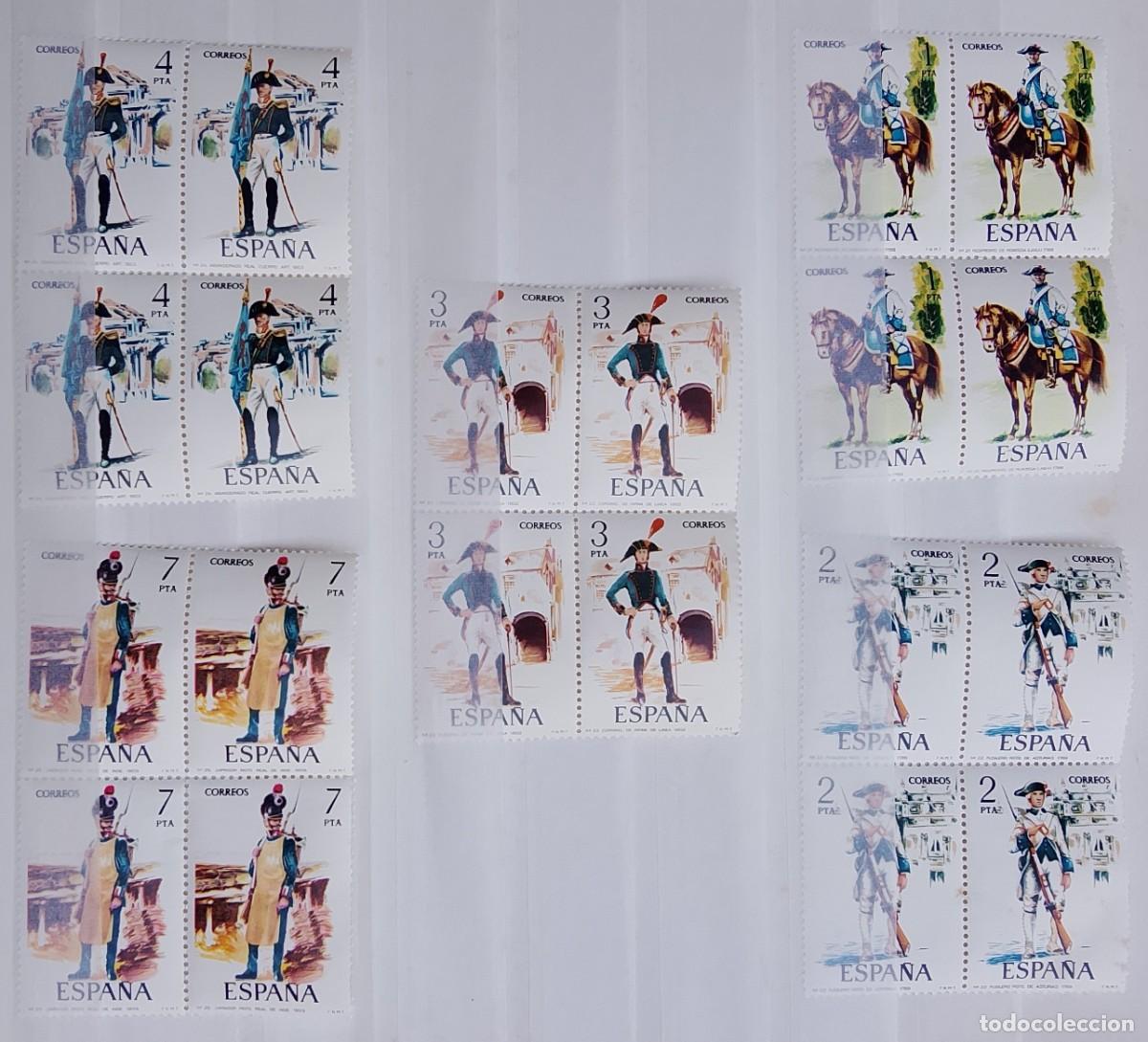 Briefmarken: Sellos Bloques de 4. Edifil 2277/81. Uniformes Militares (V Serie). A&ntilde;o 1975.