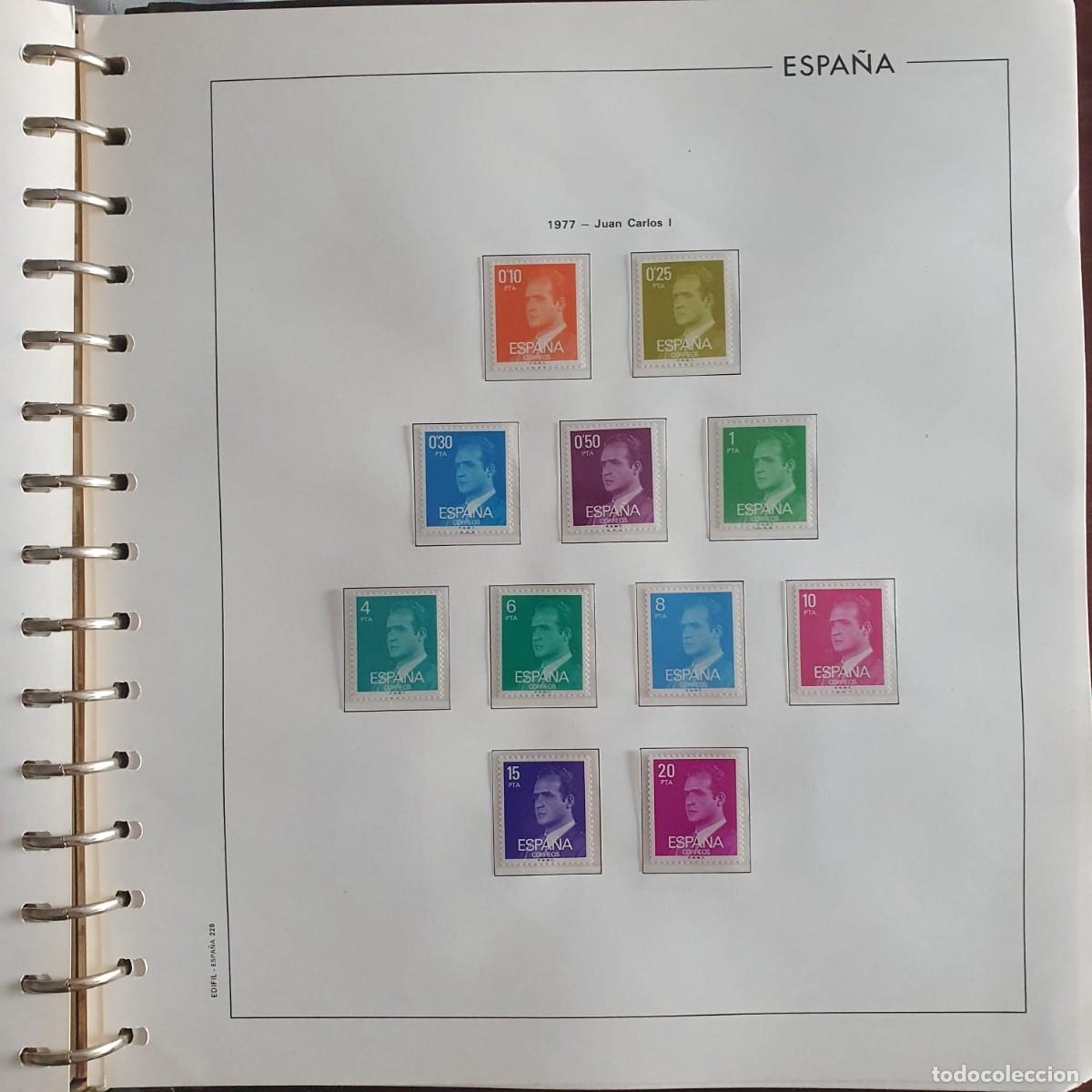 Stamps: A&Ntilde;O COMPLETO ESPA&Ntilde;A 1977 EDIFIL 2381 ** A 2450 ** MONTADO EN HOJAS EDIFIL
