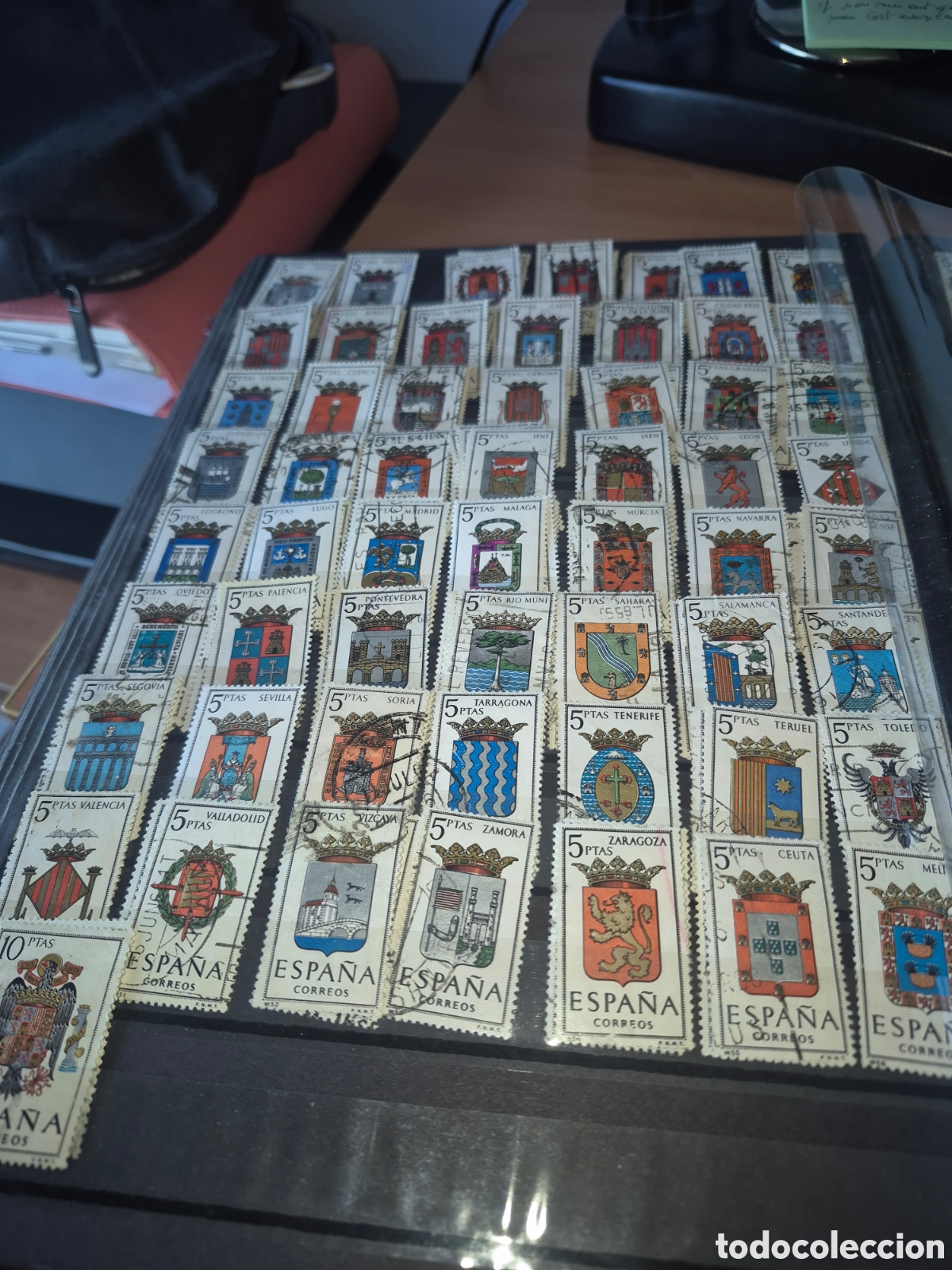 Sellos: Serie escudos completo en usado