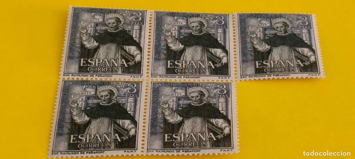Sellos: Espa&ntilde;a 1963. Edifil 1525. 75 aniv. coronaci&oacute;n Nra. Sra. Merced. S. Raimundo. Nuevos. Bloque de 5