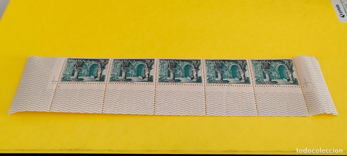 Sellos: Espa&ntilde;a 1964. Edifil 1543. Paisajes y Monumentos. Cripta S. Isidoro de Le&oacute;n. Nuevos. Bloque de 5. (2)