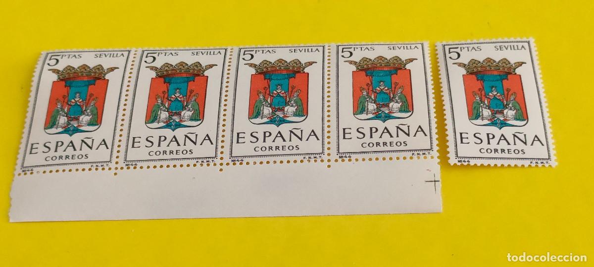 Sellos: Espa&ntilde;a 1965. Edifil 1638. Escudos capitales. Sevilla. Nuevos. Bloque de 4. 1 suelto