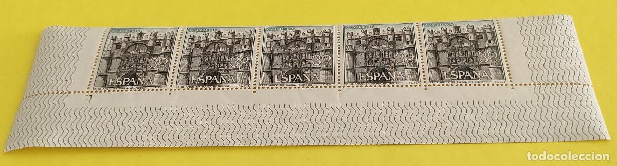 Sellos: Espa&ntilde;a 1965. Edifil 1644. Arco Santa Mar&iacute;a. Burgos. Nuevos. Bloque de 5 (3)