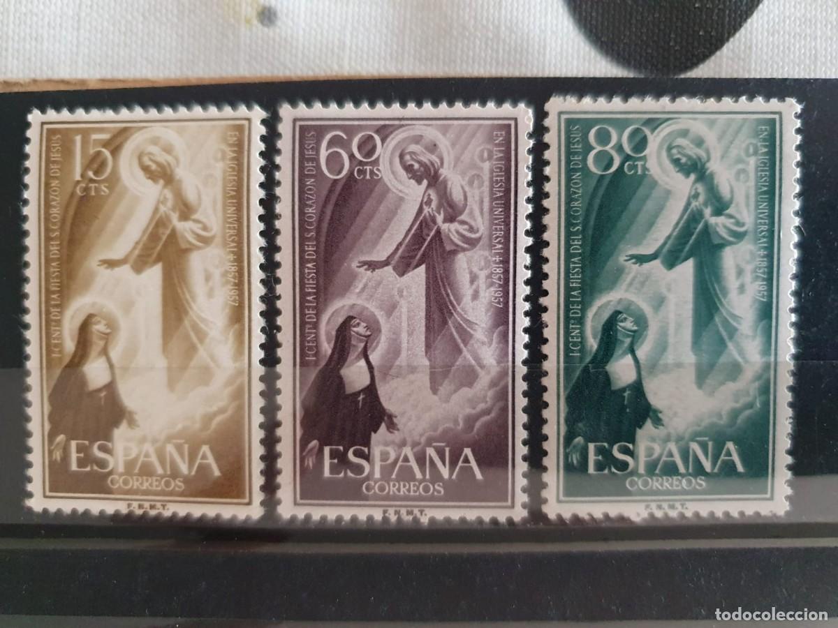 Sellos: SERIE COMPLETA EDIFIL 1206** A 1208 ** SAGRADO CORAZON 1957