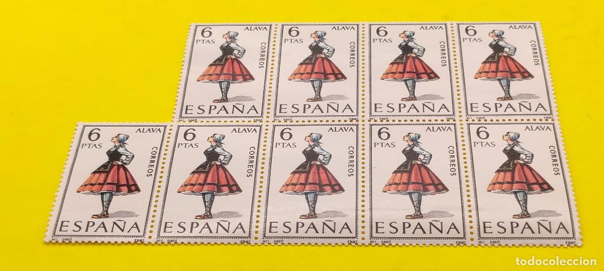 Sellos: Espa&ntilde;a 1967. Edifil 1767. Trajes t&iacute;picos. &Aacute;lava. Bloque de 9