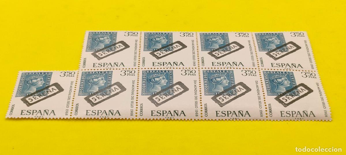 Sellos: Espa&ntilde;a 1968. Edifil 1870. D&iacute;a mundial del Sello. Serena, Badajoz. Bloque de 9