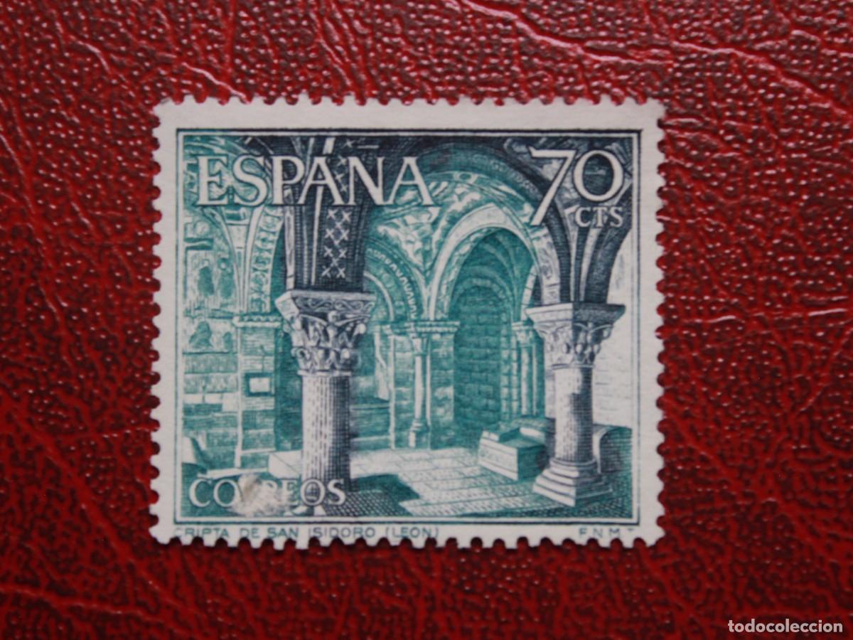 Sellos: Espa&ntilde;a - Cripta de San Isidoro Le&oacute;n - 70 c&eacute;ntimos - sello nuevo sin matasellar