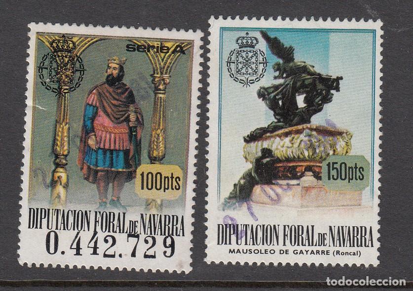 Sellos: FISCALES - 2 P&Oacute;LIZAS DIPUTACI&Oacute;N FORAL DE NAVARRA
