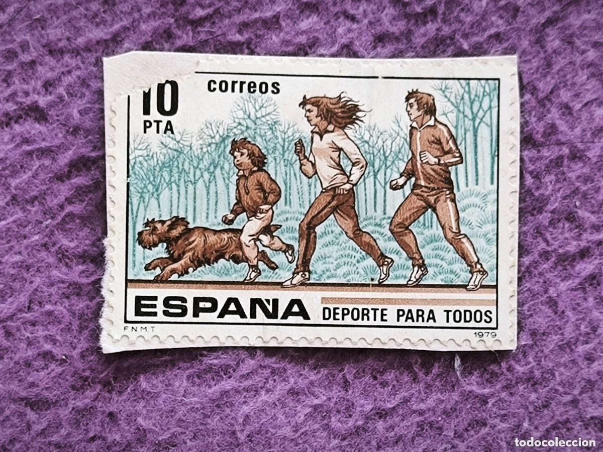 Selos: Sello Espa&ntilde;a Correos 10 Pta &ndash; Deporte Para Todos, Familia Corriendo (F.N.M.T. 1979)