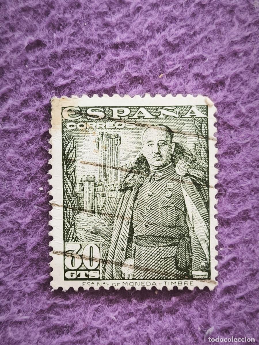 Selos: Sello Antiguo Espa&ntilde;a 30 C&eacute;ntimos &ndash; General Franco Y Castillo De La Mota Para Coleccionar