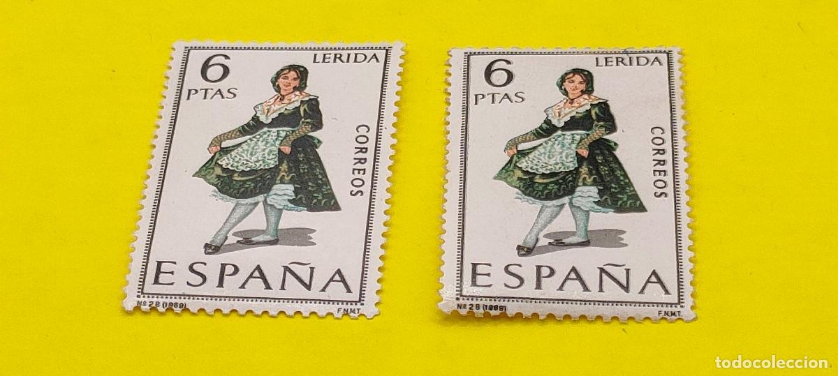 Sellos: Espa&ntilde;a 1969. Edifil 1901. Trajes t&iacute;picos espa&ntilde;oles. L&eacute;rida. Nuevos. 2 sueltos
