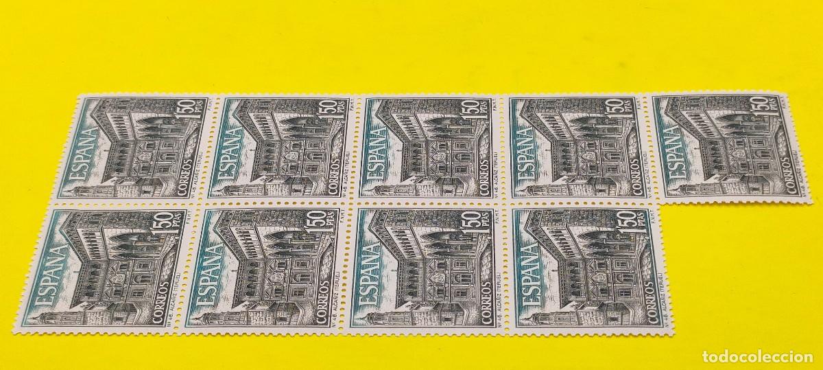 Sellos: Espa&ntilde;a 1969. Edifil 1935. Serie tur&iacute;stica. Ayuntamiento Alca&ntilde;iz (Teruel). Nuevos. Bloque de 9