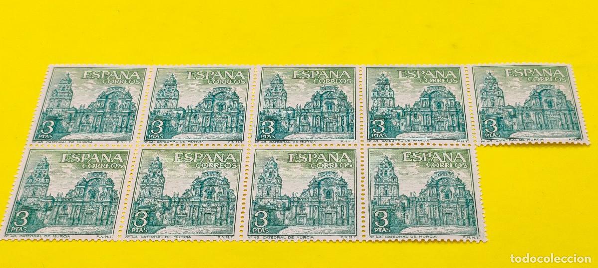 Sellos: Espa&ntilde;a 1969. Edifil 1936. Serie tur&iacute;stica. Catedral de Murcia. Nuevos. Bloque de 9