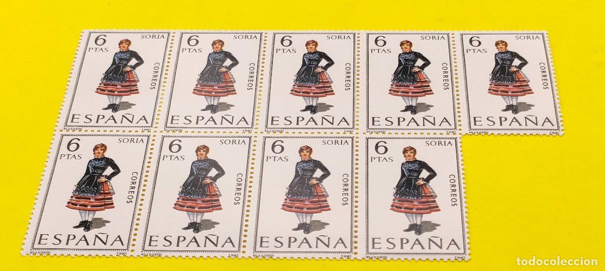 Sellos: Espa&ntilde;a 1970. Edifil 1957. Trajes t&iacute;picos espa&ntilde;oles. Soria. Nuevos. Bloque de 9