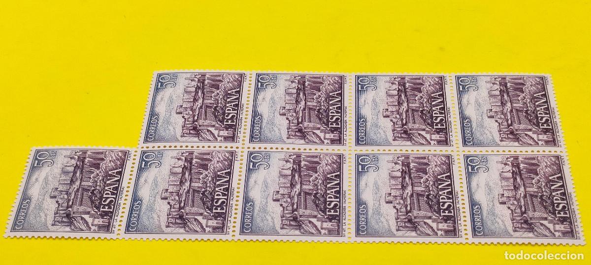 Sellos: Espa&ntilde;a 1970. Edifil 1982. Serie tur&iacute;stica. Alcazaba de Almer&iacute;a. Nuevos. Bloque de 9