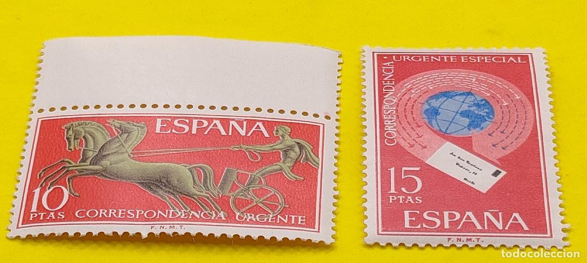 Sellos: Espa&ntilde;a 1971. Edifil 2041 y 2042. Alegor&iacute;as correspondencia urgente. Nuevos