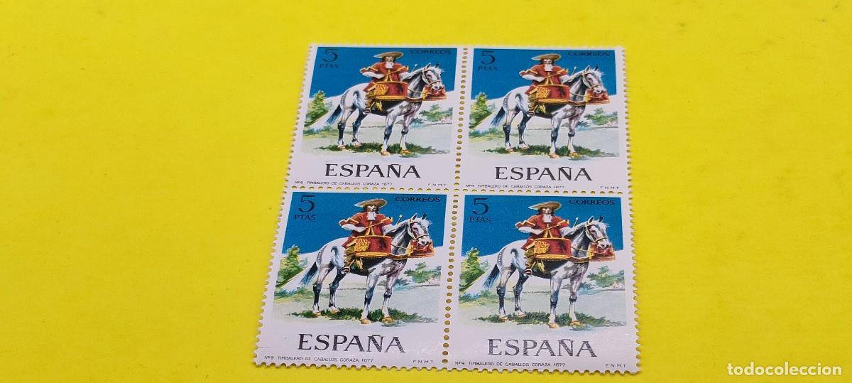 Sellos: Espa&ntilde;a 1974. Edifil 2170. Uniformes militares. Dragones a caballo, Timbalero. Nuevos. Bloque de 4