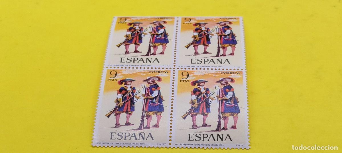 Sellos: Espa&ntilde;a 1974. Edifil 2171. Uniformes militares. Mosqueteros Tercios Morados. Nuevos. Bloque de 4