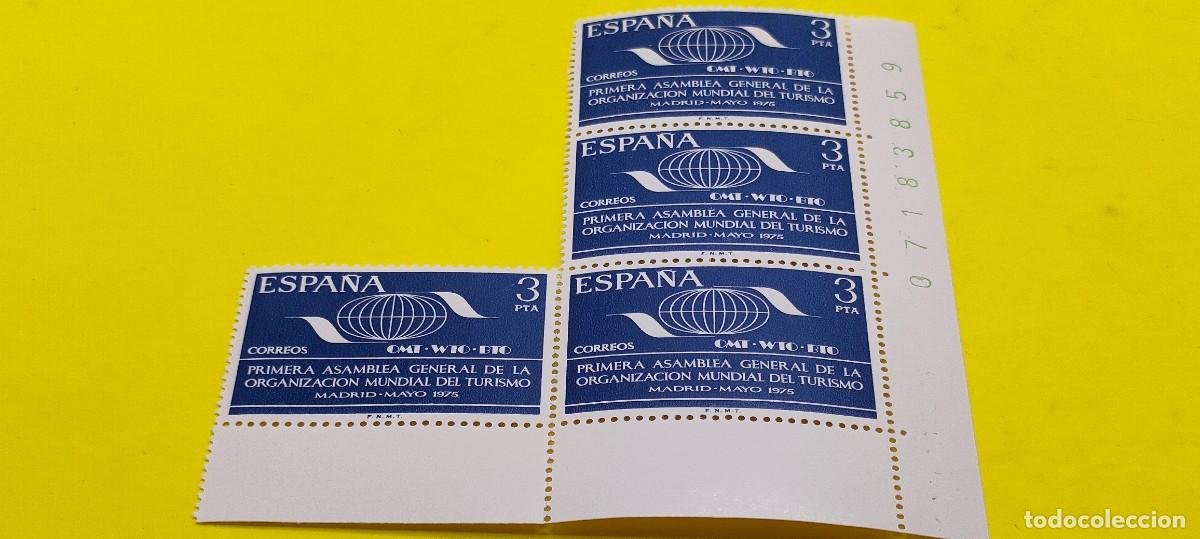Sellos: Espa&ntilde;a 1975. Edifil 2262. I Asamblea General Organizaci&oacute;n Mundial del Turismo. Nuevos. Bloque de 4