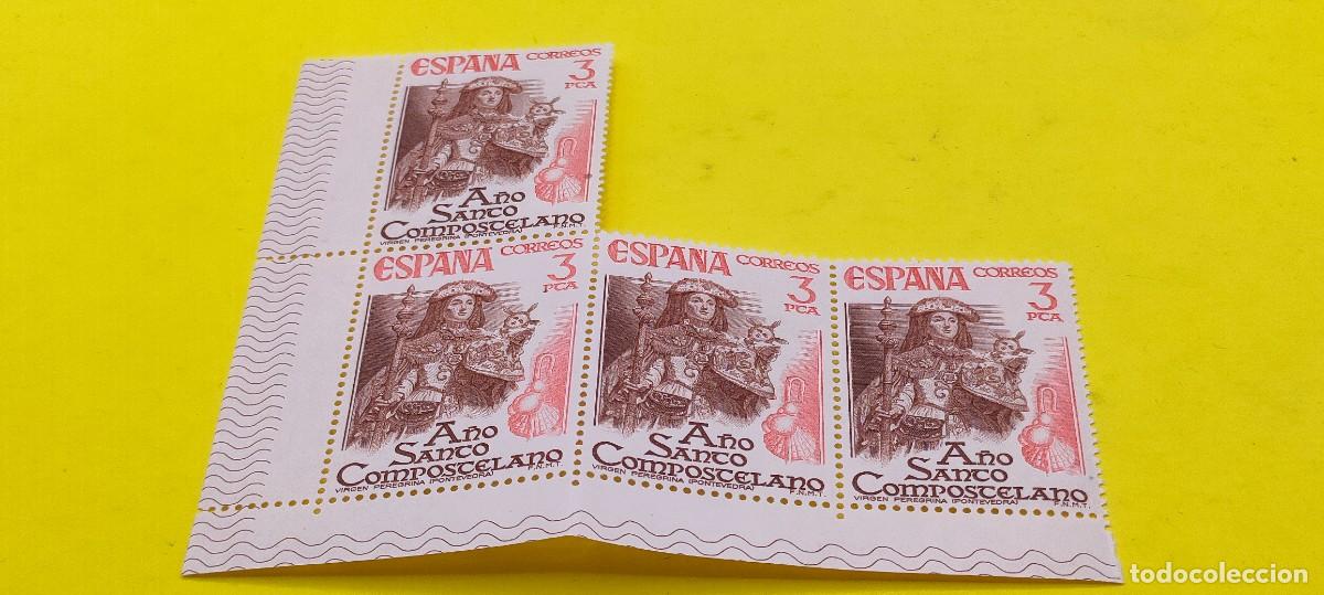 Sellos: Espa&ntilde;a 1976. Edifil 2306. A&ntilde;o Santo Compostelano. Virgen Peregrina (Pontevedra). Nuevos. Bloque de 4