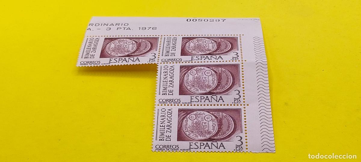 Sellos: Espa&ntilde;a 1976. Edifil 2319. Bimilenario de Zaragoza. Moneda de C&eacute;sar Augusto. Nuevos. Bloque de 4