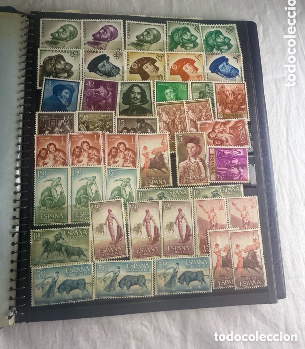 Sellos: Gran &aacute;lbum de sellos Espa&ntilde;a a&ntilde;os 50&ndash;60 &ndash; Cientos de ejemplares de colecci&oacute;n