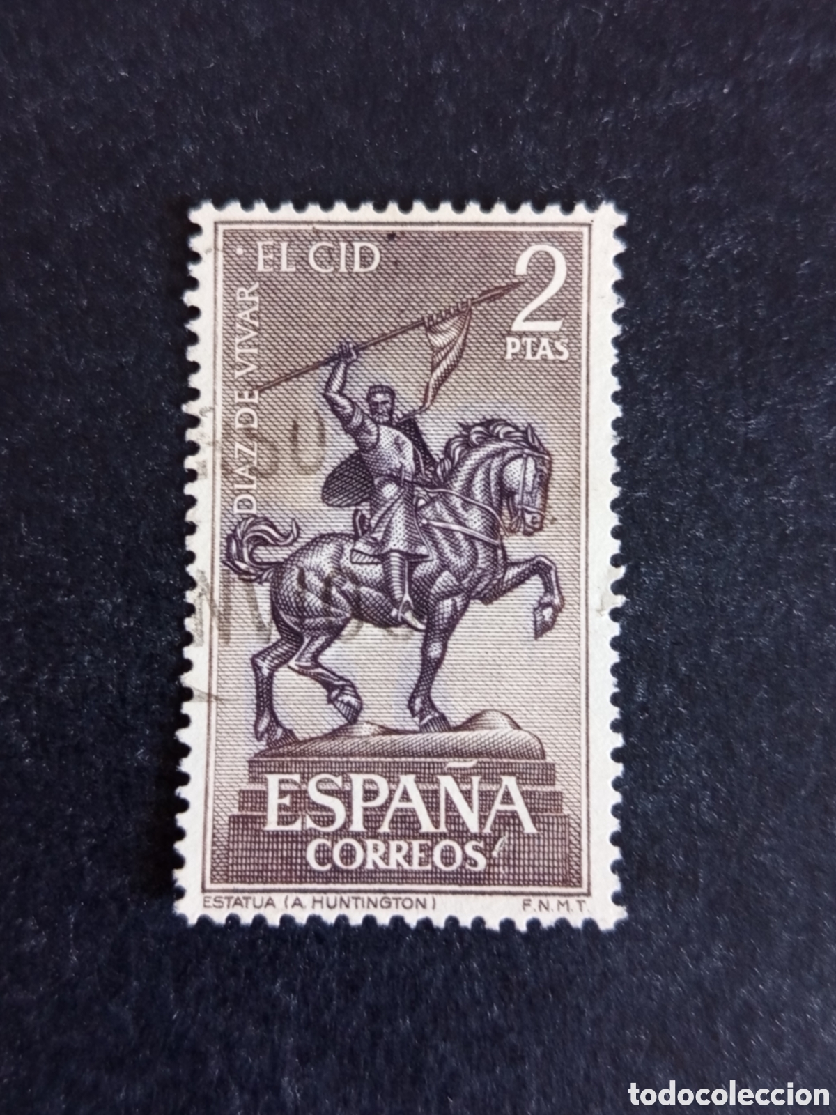 Sellos: Espa&ntilde;a, 1962. El Cid. Escultura. Edifil 1445. Pedido m&iacute;nimo 3 &euro;. Ver fotos.