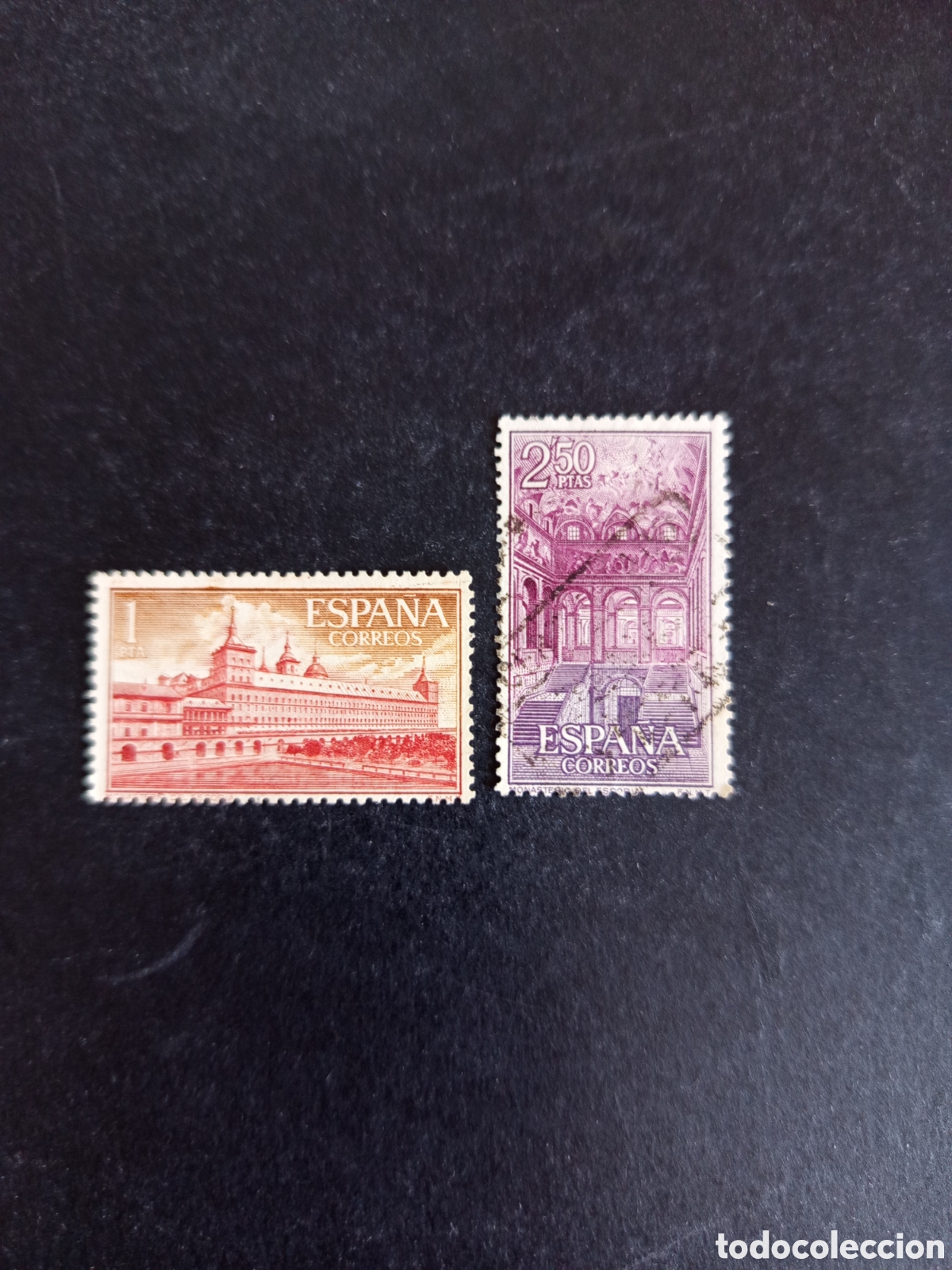 Sellos: Espa&ntilde;a, 1961.El Escorial: Fachada y Escalera Principal. Edifil 1384/5. Pedido m&iacute;nimo 3 &euro;. Ver fotos